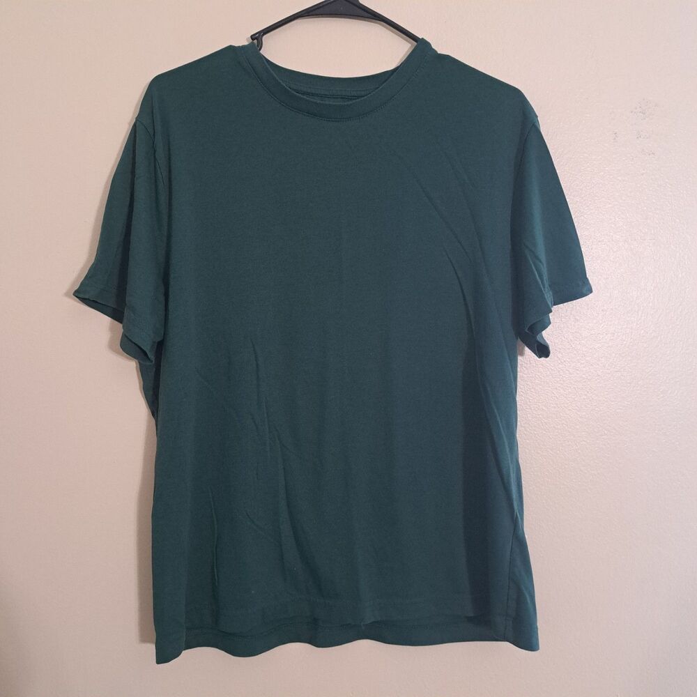 BANANA REPUBLIC PREMIUM WASH T SHIRT SIZE L green